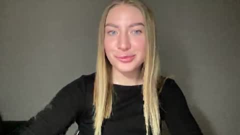 Milana online show from January 19, 2025, 8:41 pm