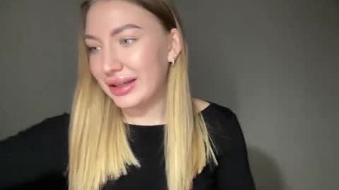 Milana online show from January 21, 2025, 11:35 am