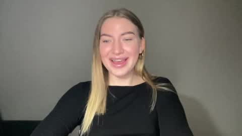 Milana online show from January 29, 2025, 7:53 pm