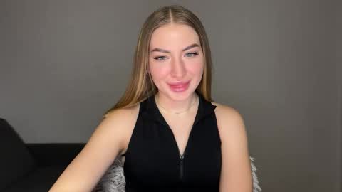 Milana online show from February 13, 2025, 6:16 pm