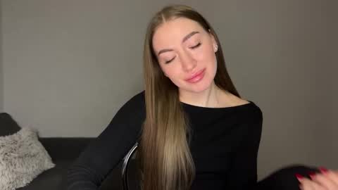 Milana online show from February 20, 2025, 9:42 pm