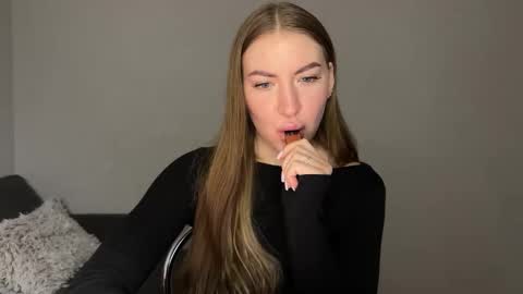 Milana online show from March 3, 2025, 2:15 pm