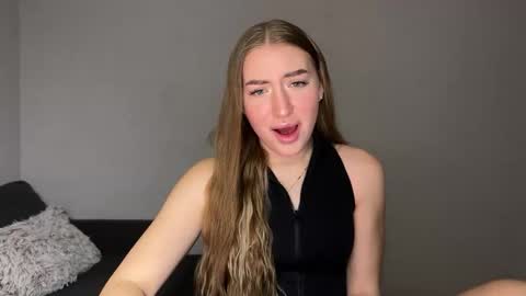 Milana online show from March 4, 2025, 7:11 pm