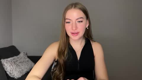 Milana online show from March 8, 2025, 3:35 pm