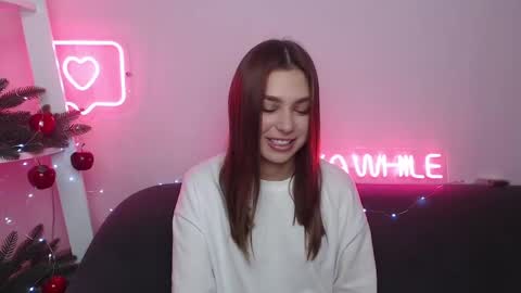 milanaangelas online show from December 16, 2024, 5:38 am