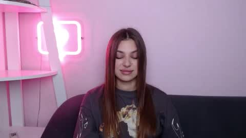 milanaangelas online show from March 28, 2026, 5:51 am