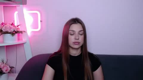 Snapshot of milanaangelas chatting on June 14, 2026, 4:58 am milanaangelas online show from June 14, 2026, 4:58 am