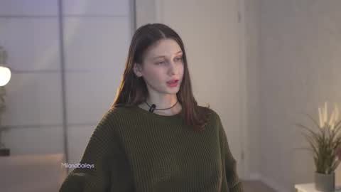 Snapshot of milanabaileys chatting on February 20, 2025, 8:36 pm Milana   online show from February 20, 2025, 8:36 pm
