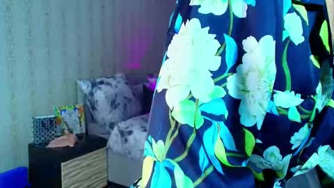 Milana online show from April 25, 2026, 9:01 am