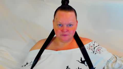 Snapshot of milanabiegert chatting on February 15, 2025, 5:50 pm Lana online show from February 15, 2025, 5:50 pm