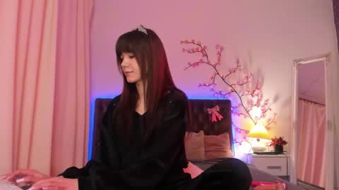 Milana online show from March 20, 2026, 7:13 am