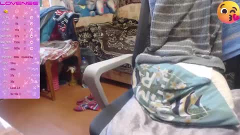 Luna-- link in bio online show from November 2, 2025, 12:07 pm