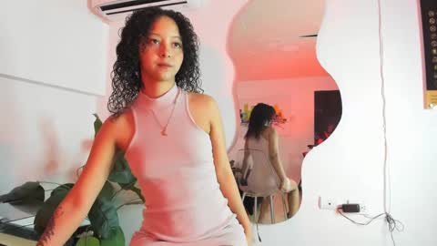 Snapshot of milanhtx2 chatting on September 24, 2025, 9:51 pm milanx2 online show from September 24, 2025, 9:51 pm