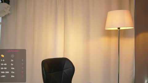 Snapshot of milansantana24 chatting on June 21, 2026, 9:28 pm MILAN SANTANA online show from June 21, 2026, 9:28 pm