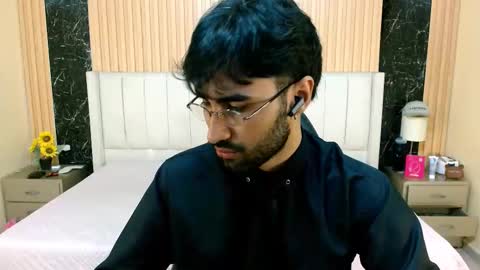 milanzaire online show from December 20, 2025, 7:21 pm