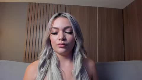 Sexy Mila  online show from February 18, 2025, 2:06 pm