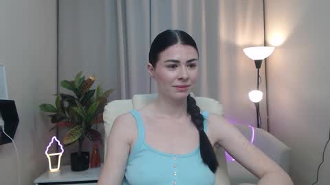 milasecretsss online show from February 16, 2026, 7:26 am