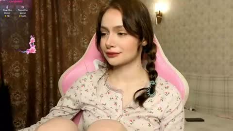 Mila online show from June 21, 2026, 8:44 pm