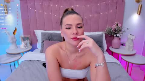 Snapshot of milavox chatting on March 1, 2025, 8:45 am Mia online show from March 1, 2025, 8:45 am