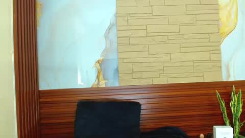 Ana online show from October 31, 2025, 6:20 pm