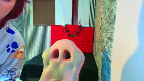 Ana online show from December 3, 2025, 8:18 pm