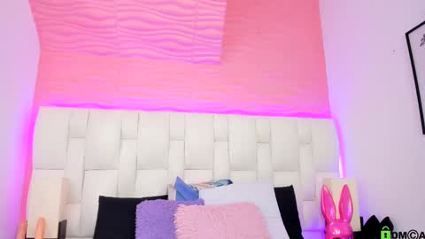 Snapshot of mile_loucrath chatting on February 13, 2025, 11:58 pm mile_loucrath online show from February 13, 2025, 11:58 pm