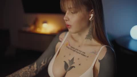 M  Telegram mamagotachannel online show from November 14, 2025, 2:16 pm