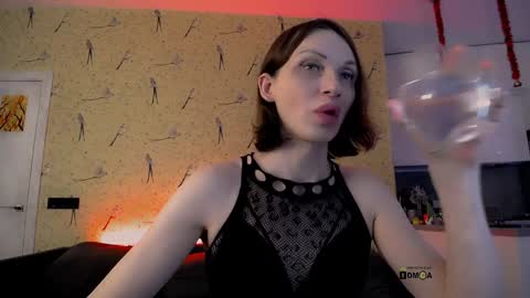 Milena Hardy online show from January 21, 2025, 9:13 am