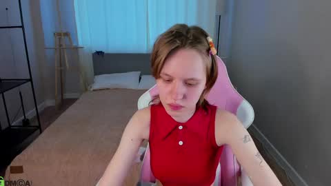 Snapshot of milena_milyan chatting on April 23, 2026, 1:07 am Milena online show from April 23, 2026, 1:07 am
