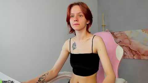 Snapshot of milena_milyan chatting on July 3, 2026, 1:23 am Milena online show from July 3, 2026, 1:23 am