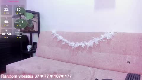 Milena online show from January 9, 2026, 7:37 pm