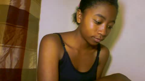 Snapshot of milennah chatting on June 16, 2026, 11:07 pm milennah online show from June 16, 2026, 11:07 pm