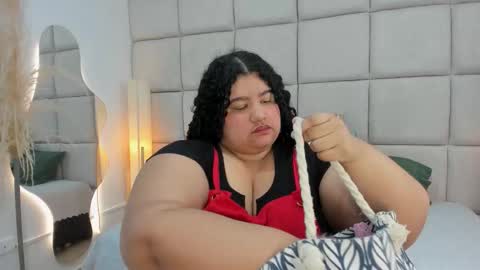 Miley online show from December 2, 2025, 12:43 pm