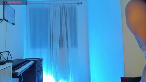 Snapshot of miley_kane chatting on January 13, 2025, 7:54 am miley_kane online show from January 13, 2025, 7:54 am