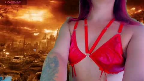 Snapshot of miley_kane chatting on February 2, 2025, 5:15 pm miley_kane online show from February 2, 2025, 5:15 pm