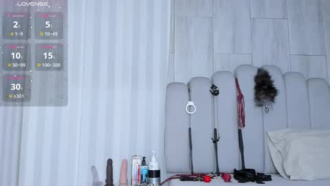 Snapshot of mileyerikson chatting on December 19, 2025, 4:41 am MILEY online show from December 19, 2025, 4:41 am