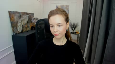 Snapshot of mileygloss chatting on April 20, 2026, 11:24 am mileygloss online show from April 20, 2026, 11:24 am
