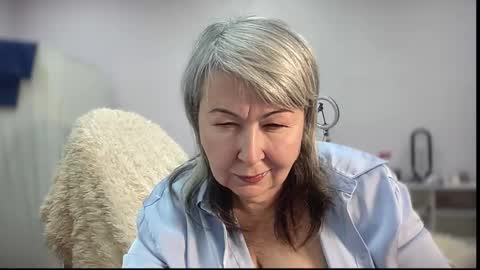 Charlotte online show from November 14, 2025, 4:55 am