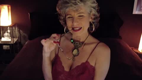 Fabiola online show from March 17, 2026, 8:23 pm