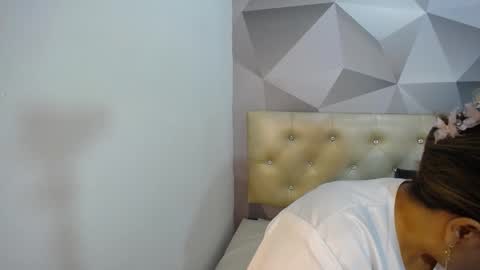 Snapshot of milf_hugeboobs chatting on November 23, 2025, 10:59 am milf_hugeboobs online show from November 23, 2025, 10:59 am