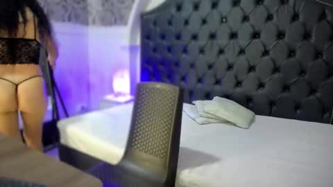 milf_march online show from March 17, 2026, 3:22 am