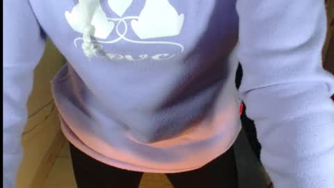 Valeria online show from October 29, 2025, 2:41 pm