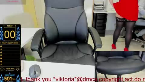 Snapshot of milf_viktoria chatting on July 2, 2026, 9:26 am Viktoria online show from July 2, 2026, 9:26 am