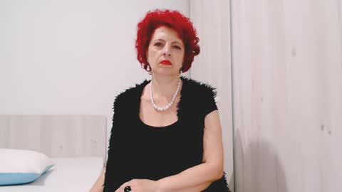 Milfsupreme online show from November 27, 2025, 12:07 pm