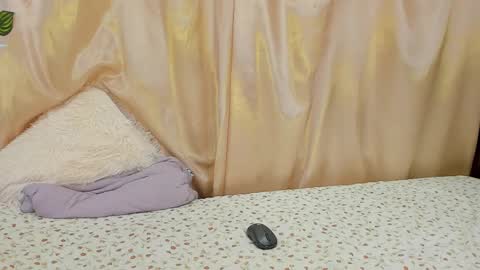 Millie online show from December 15, 2025, 3:16 pm