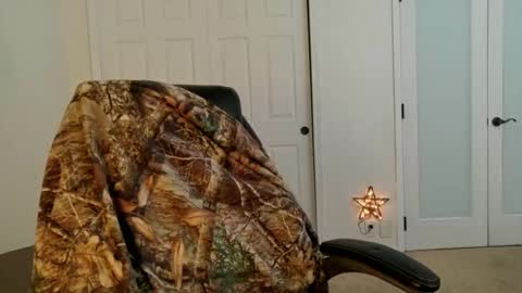 Snapshot of militaryfratboy chatting on May 20, 2026, 2:23 pm militaryfratboy online show from May 20, 2026, 2:23 pm