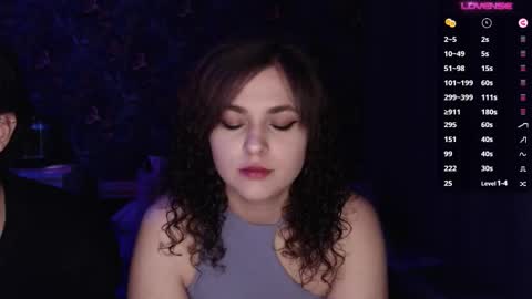 Stella and Neo online show from November 11, 2025, 4:12 am