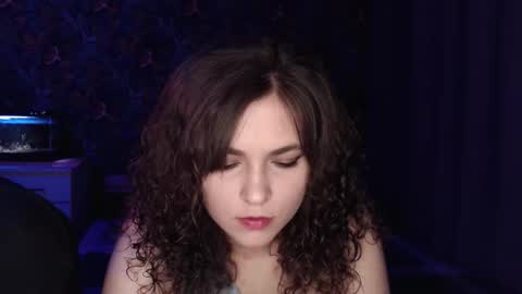 Stella and Neo online show from November 19, 2025, 4:23 am