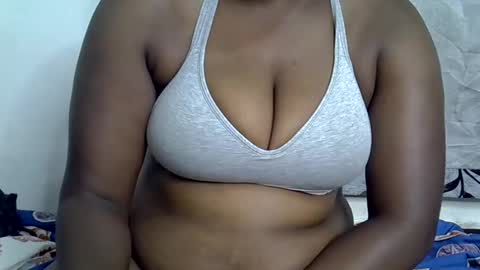 kinwity online show from February 7, 2025, 4:48 am