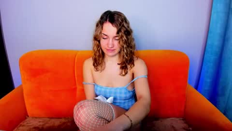 Snapshot of milkablond chatting on March 6, 2025, 12:54 am milkablond online show from March 6, 2025, 12:54 am